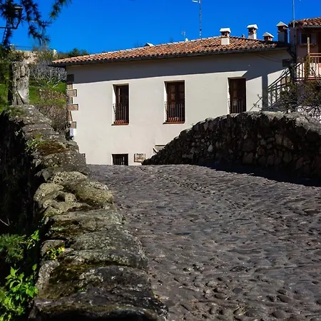 Puente De La Juderia Country house *
