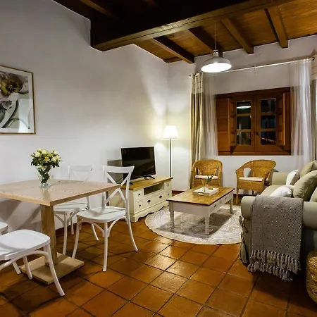 Puente De La Juderia Country house *