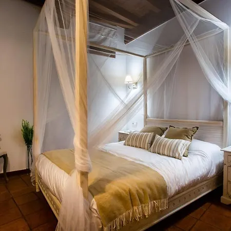 Puente De La Juderia Country house *