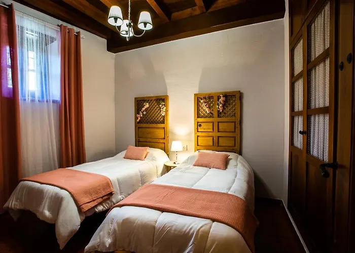 Puente De La Judería Casa rural *